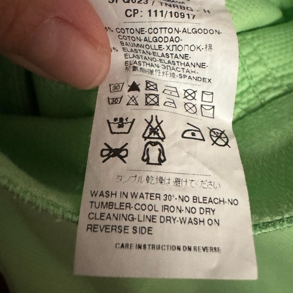 D&G women mint color shorts size IT42, very good condition. - Picture 2 of 9